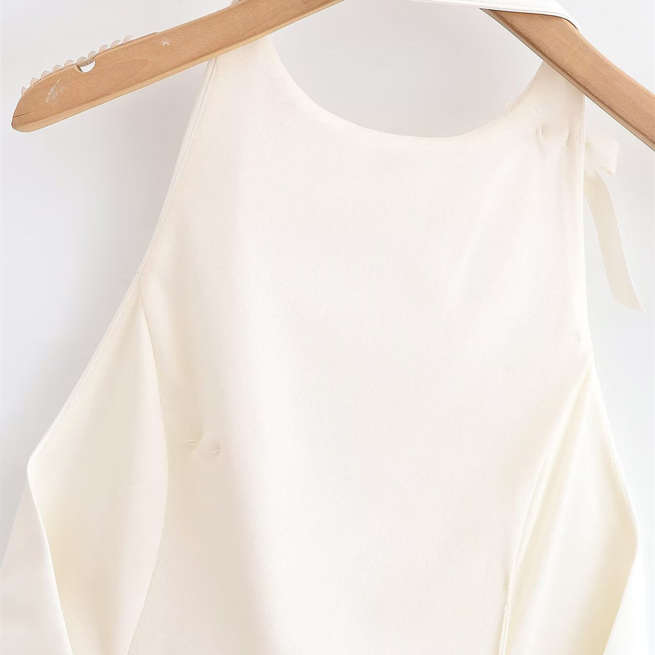 Spicy Girl Bow Decoration Halter Neck Top | Tajstylo
