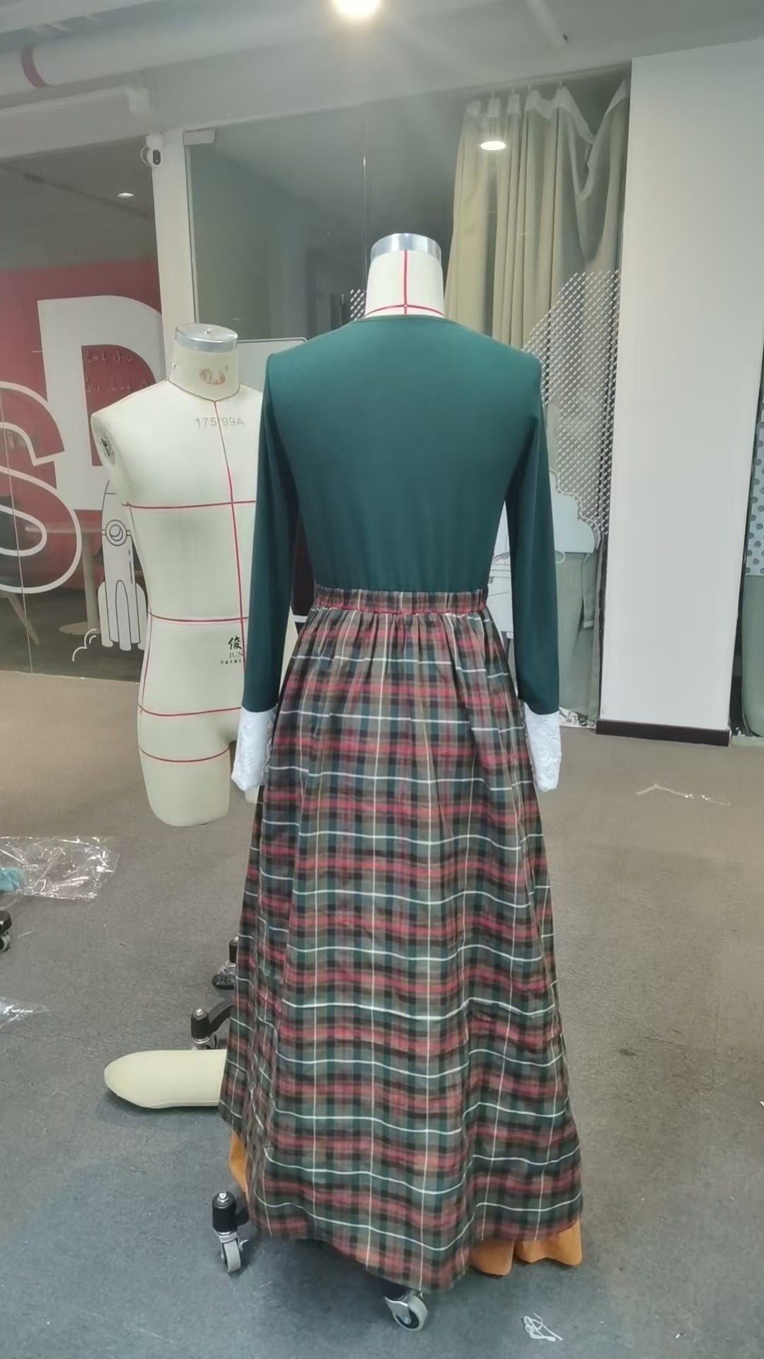 Green Plaid Maxi Dress | Tajstylo