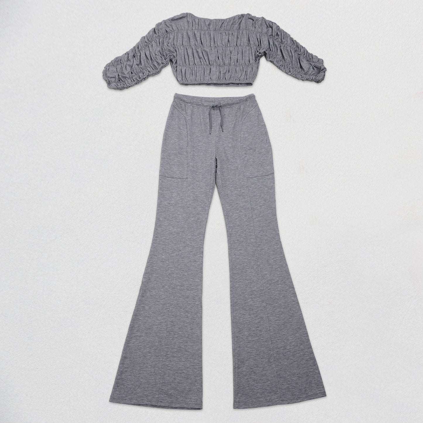 Flattering Two Piece Set with Crop Top and Flared Pants | Tajstylo