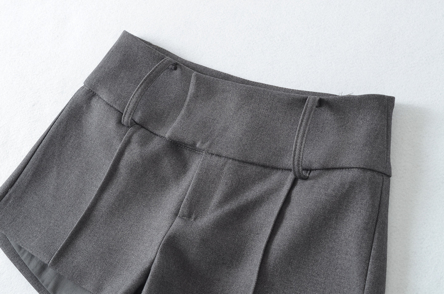 Low Waist Slimming A-Line Hip Hugging Shorts | Tajstylo