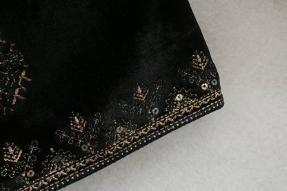 Royal Embroidered Velvet Coat | Tajstylo