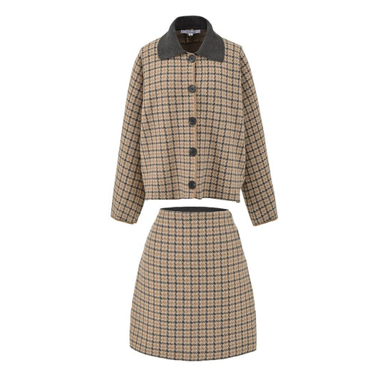 Woman wearing Plaid Casual Loose Jacket Set in a casual setting
