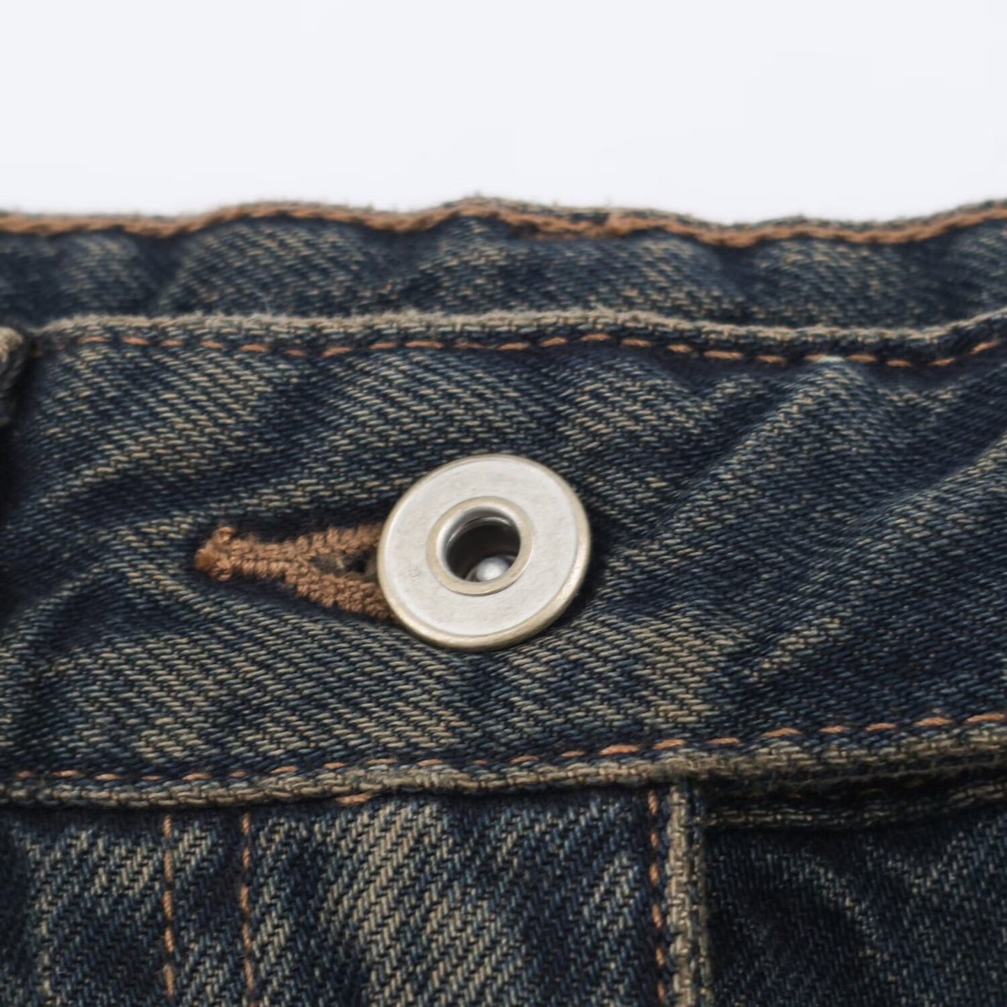 Loose Bucket Shape Low Waist Jeans | Tajstylo