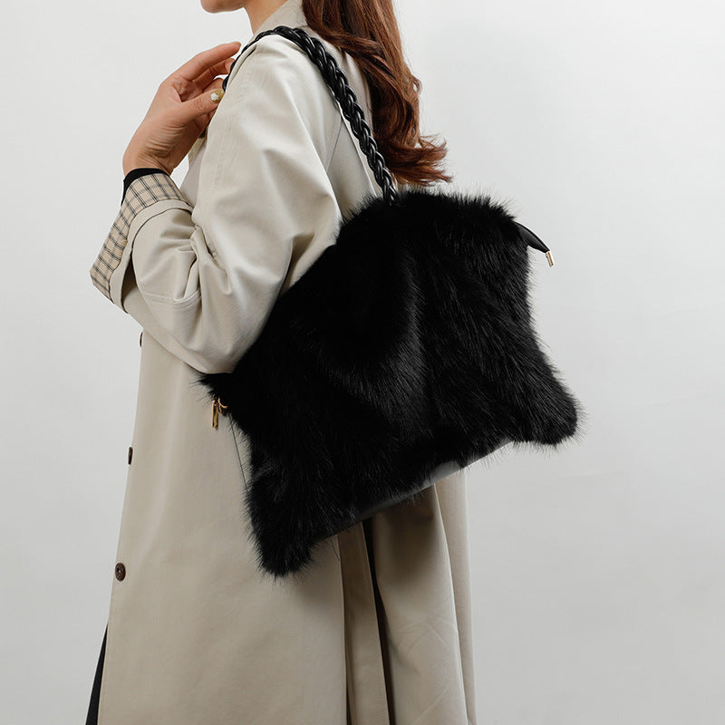Women's Large Capacity Fleece Street Fashion Shoulder Crossbody Tote Bag – Detail View | TajStylo