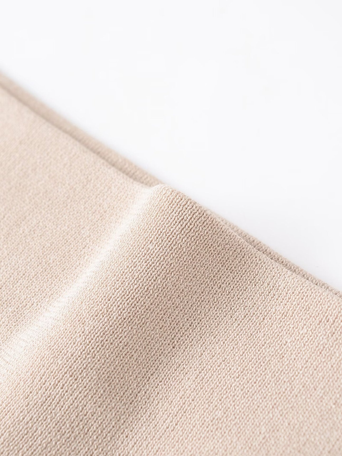 Asymmetric Knitted Top | Tajstylo