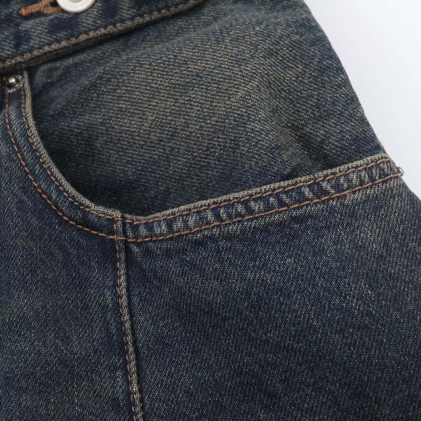 Loose Bucket Shape Low Waist Jeans | Tajstylo