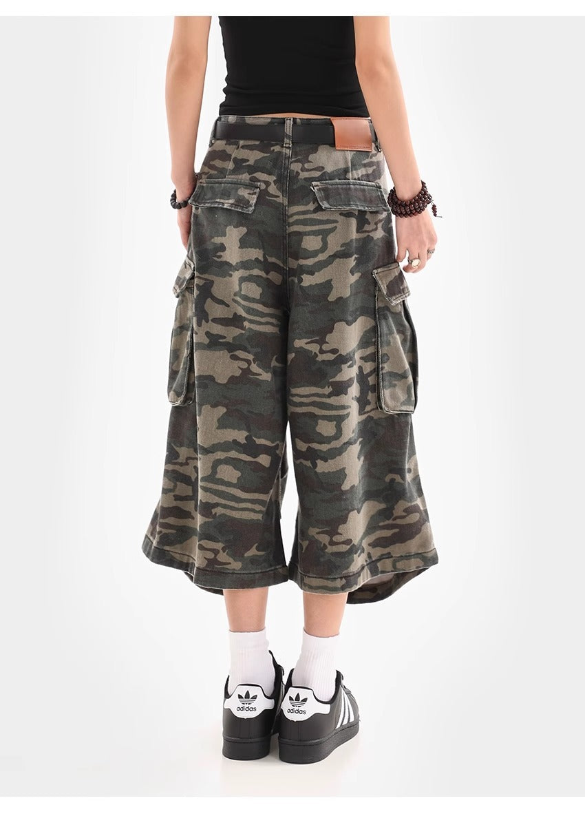 Camouflage Cargo Shorts for Women | Tajstylo