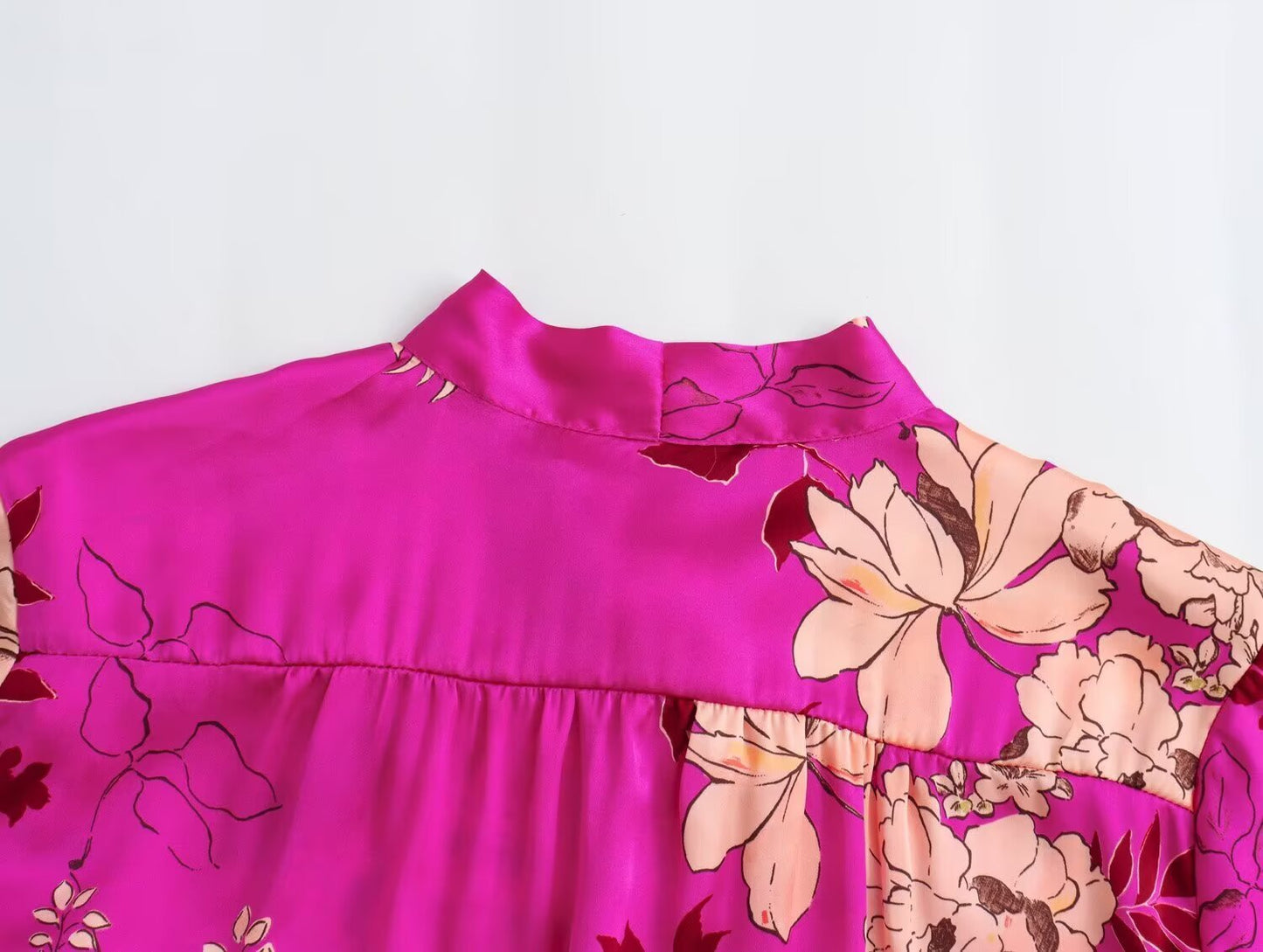 Chic Satin Texture Printed Shirt | Tajstylo