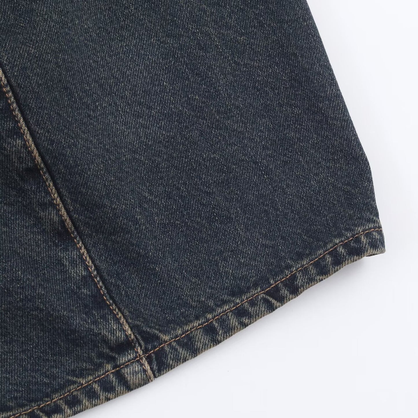 Loose Bucket Shape Low Waist Jeans | Tajstylo