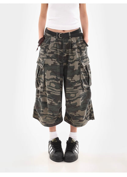 Camouflage Cargo Shorts for Women | Tajstylo