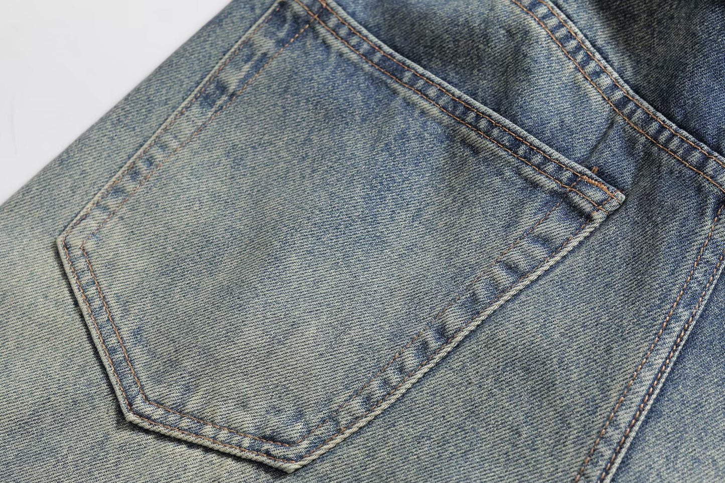 High-Waisted Classic Jeans | Tajstylo