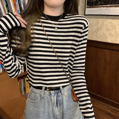 Stripe Long Sleeve Crop Top | Tajstylo