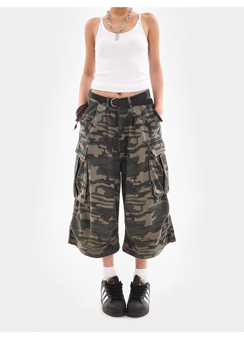Camouflage Cargo Shorts for Women | Tajstylo