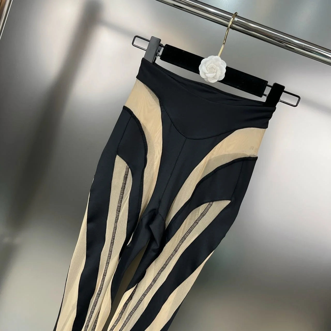 Color Block Mesh Splicing Leggings | Tajstylo