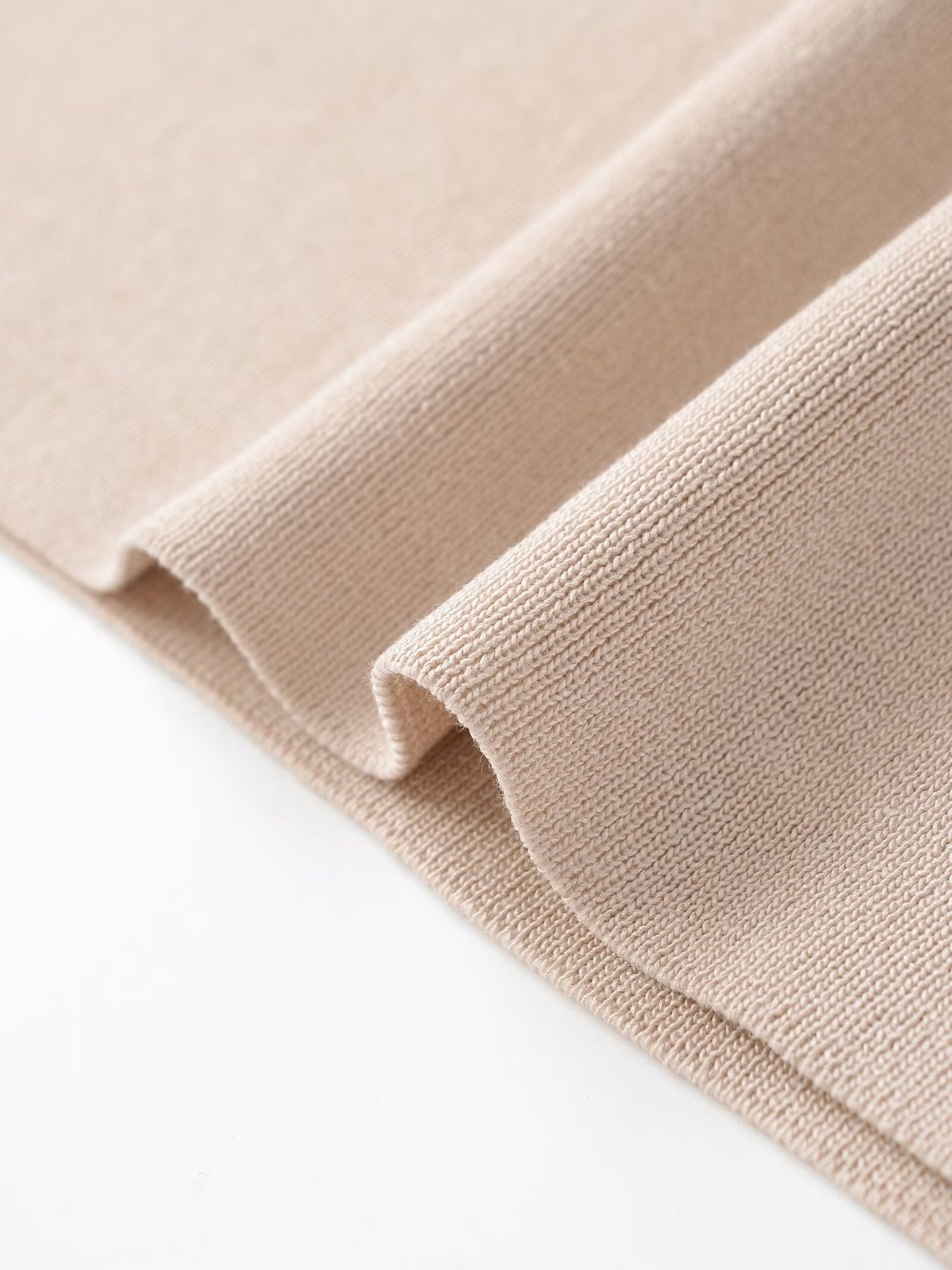 Asymmetric Knitted Top | Tajstylo