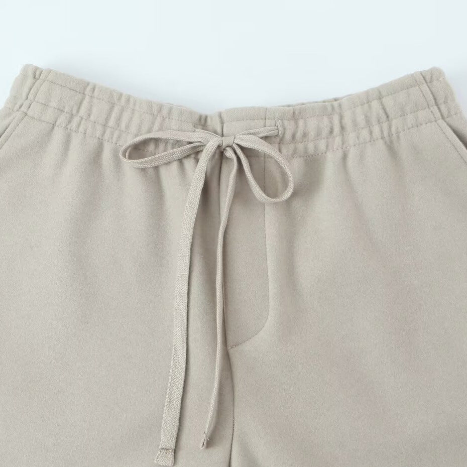 Soft Sweatshirt and Pants Set | Tajstylo