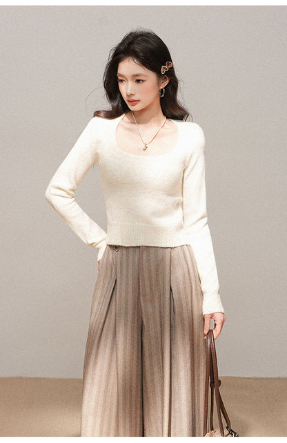 Short Knit Sweater with Square Neck | Tajstylo