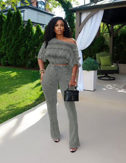 Flattering Two Piece Set with Crop Top and Flared Pants | Tajstylo