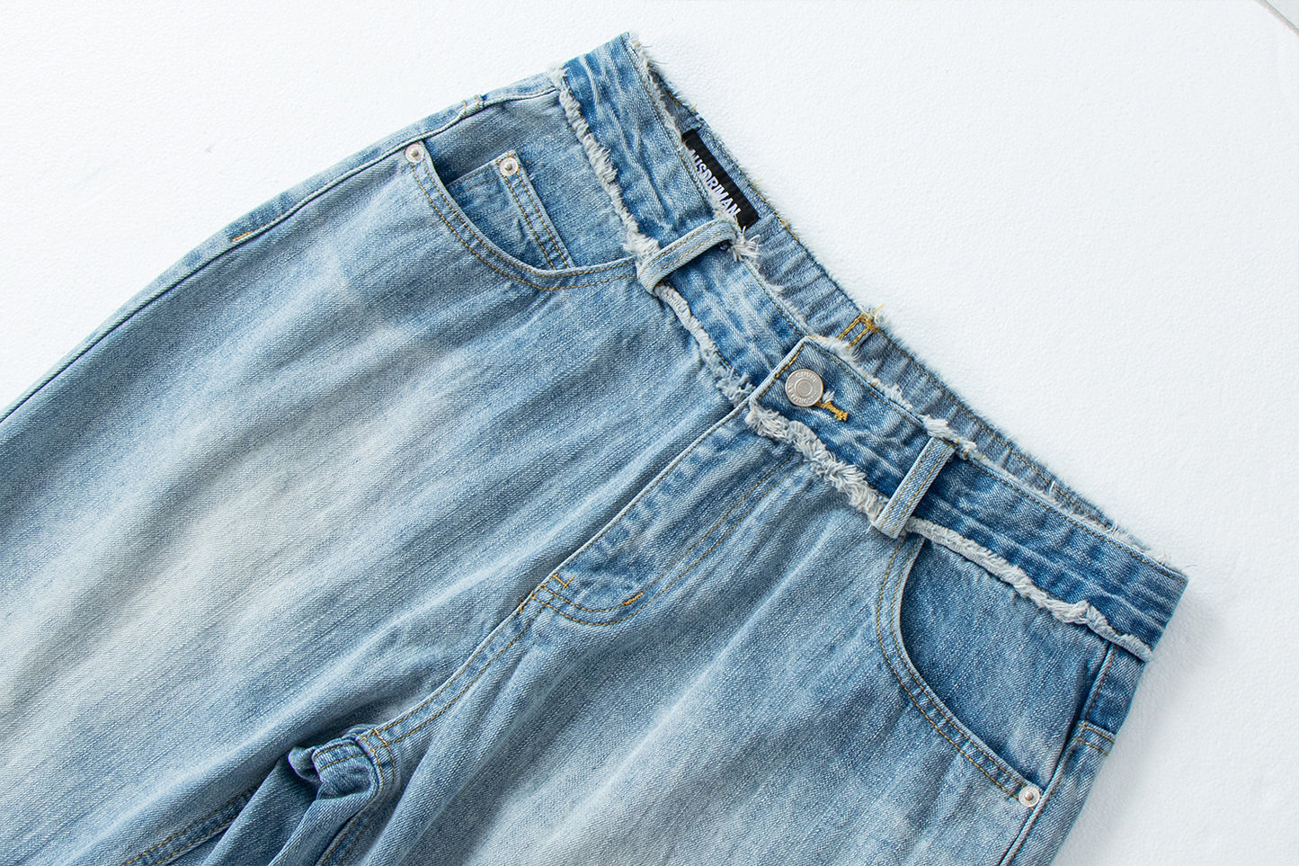 Distressed Loose Fit Straight Leg Jeans | Tajstylo