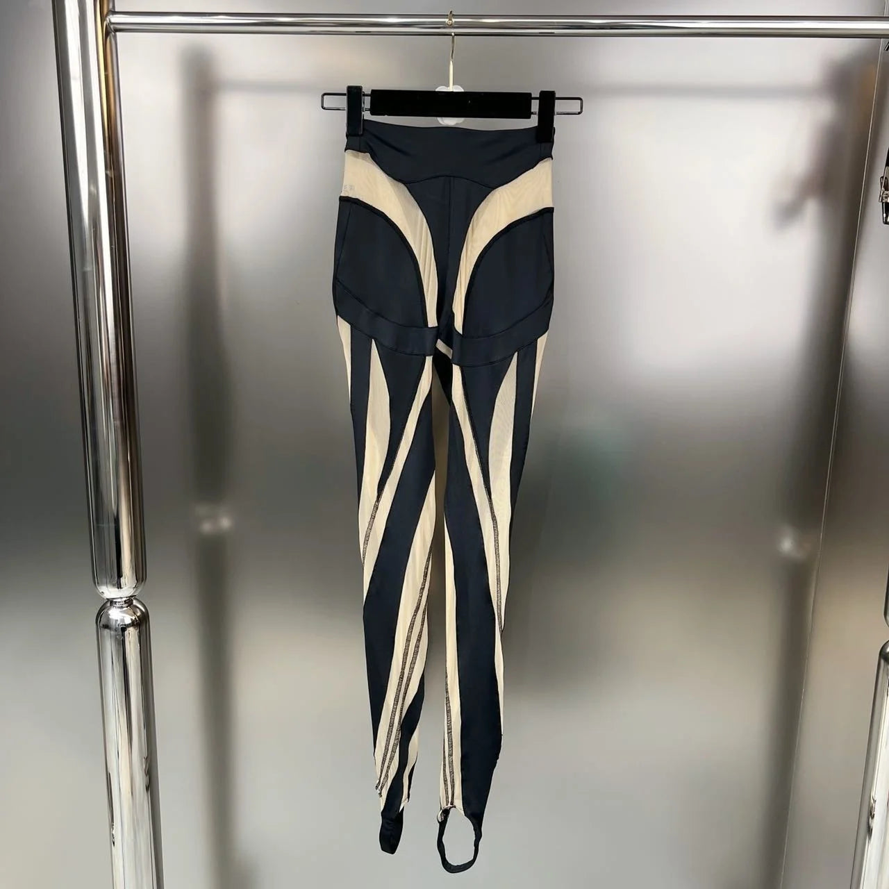 Color Block Mesh Splicing Leggings | Tajstylo