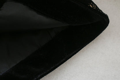 Royal Embroidered Velvet Coat | Tajstylo