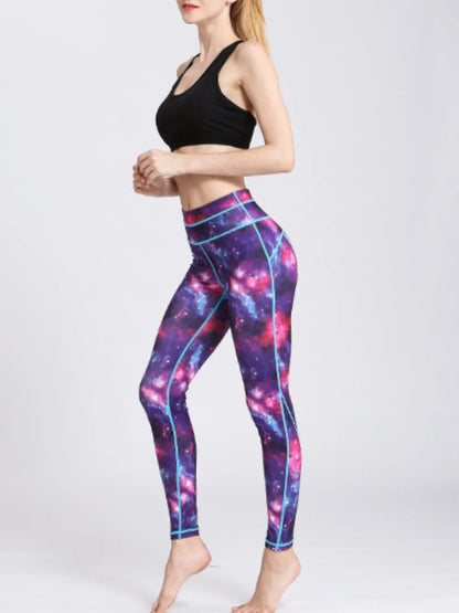 Woman wearing Printed Active High Waist Leggings in a stylish gym setting