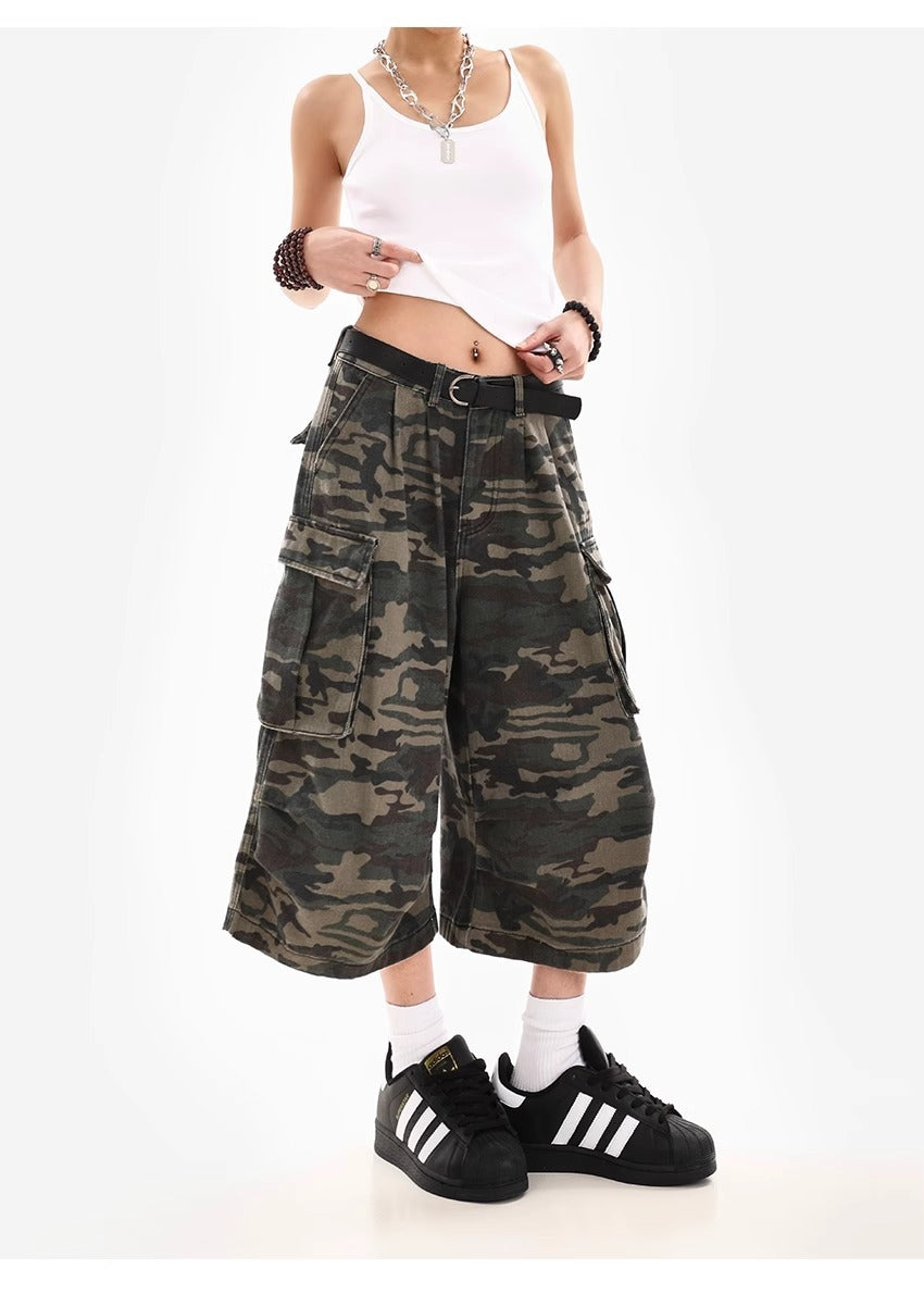 Camouflage Cargo Shorts for Women | Tajstylo