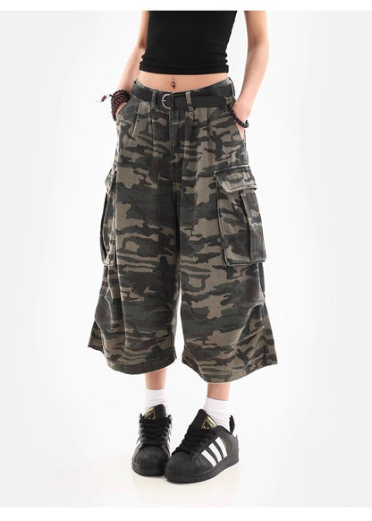 Camouflage Cargo Shorts for Women | Tajstylo