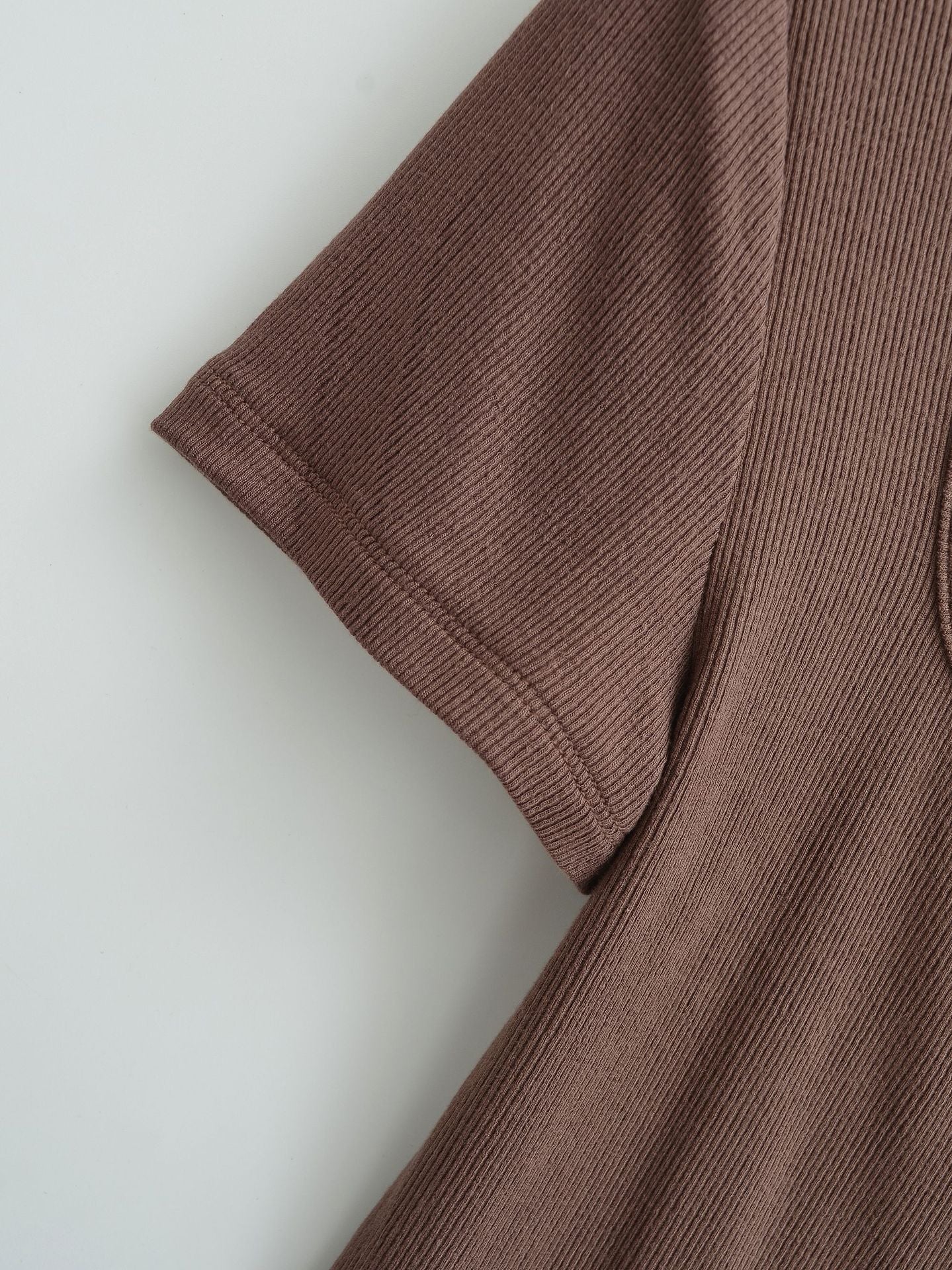 U-Neck Short Sleeve Top | Tajstylo