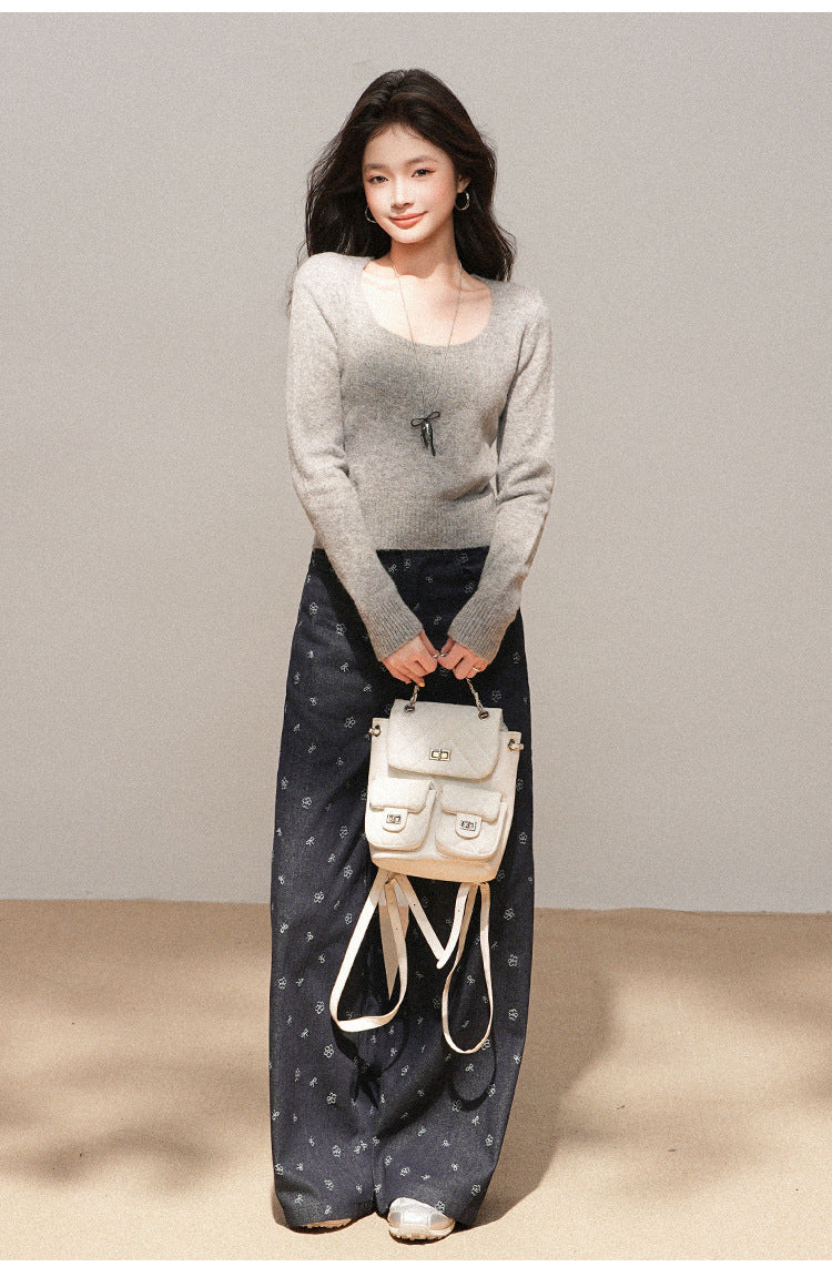 Short Knit Sweater with Square Neck | Tajstylo