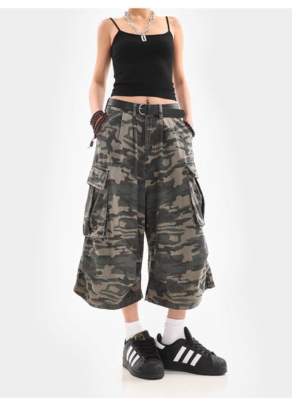 Camouflage Cargo Shorts for Women | Tajstylo