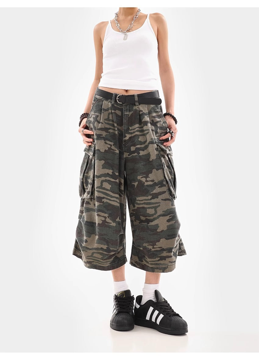 Camouflage Cargo Shorts for Women | Tajstylo