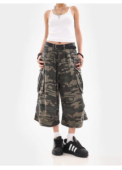 Camouflage Cargo Shorts for Women | Tajstylo
