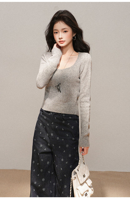 Short Knit Sweater with Square Neck | Tajstylo