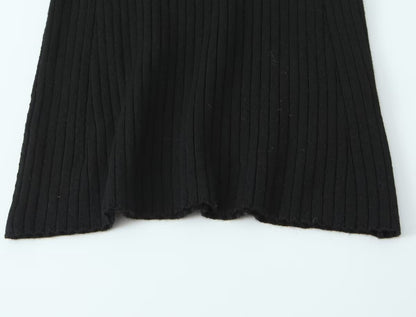 V-Neck Hollowed Out Slim Fit Top | Tajstylo