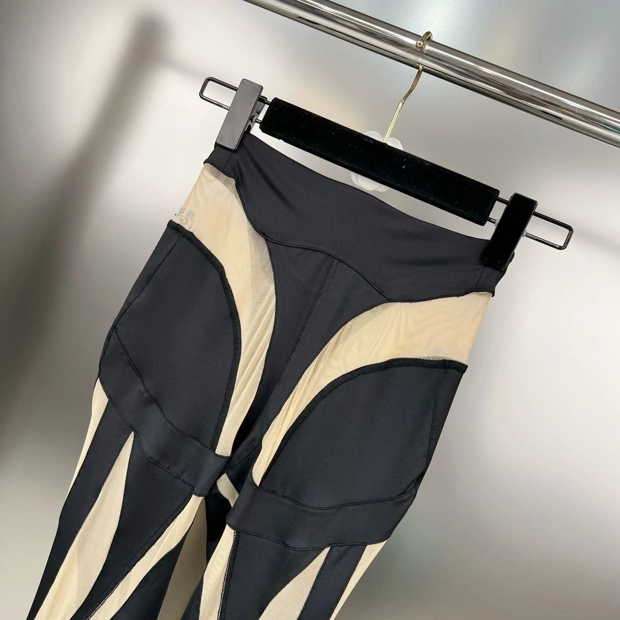 Color Block Mesh Splicing Leggings | Tajstylo