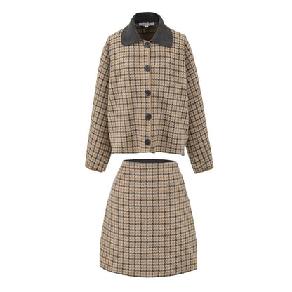 Woman wearing Plaid Casual Loose Jacket Set in a casual setting