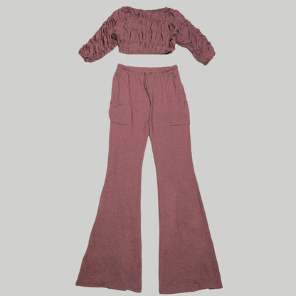 Flattering Two Piece Set with Crop Top and Flared Pants | Tajstylo