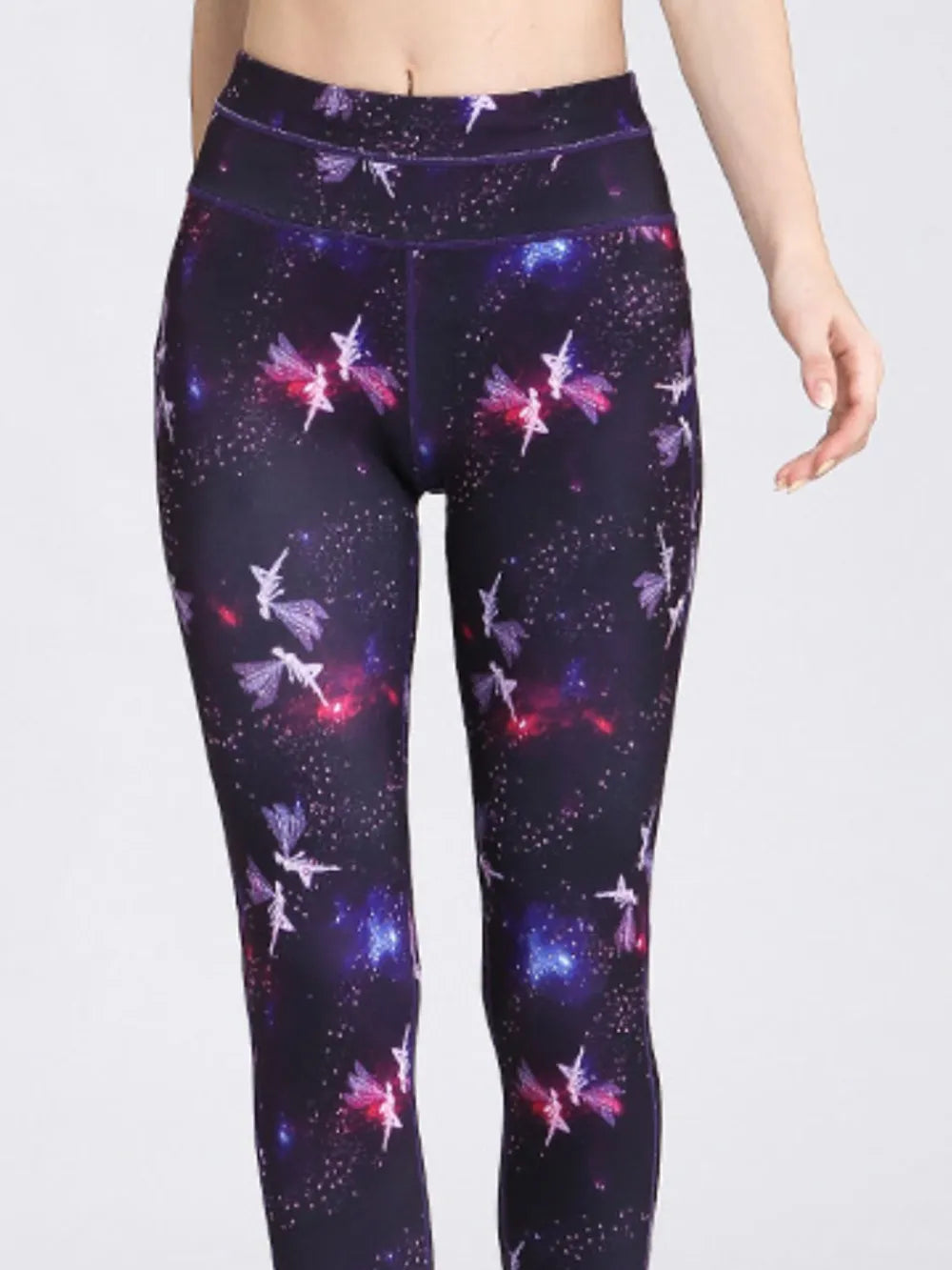 Woman wearing Printed Active High Waist Leggings in a stylish gym setting