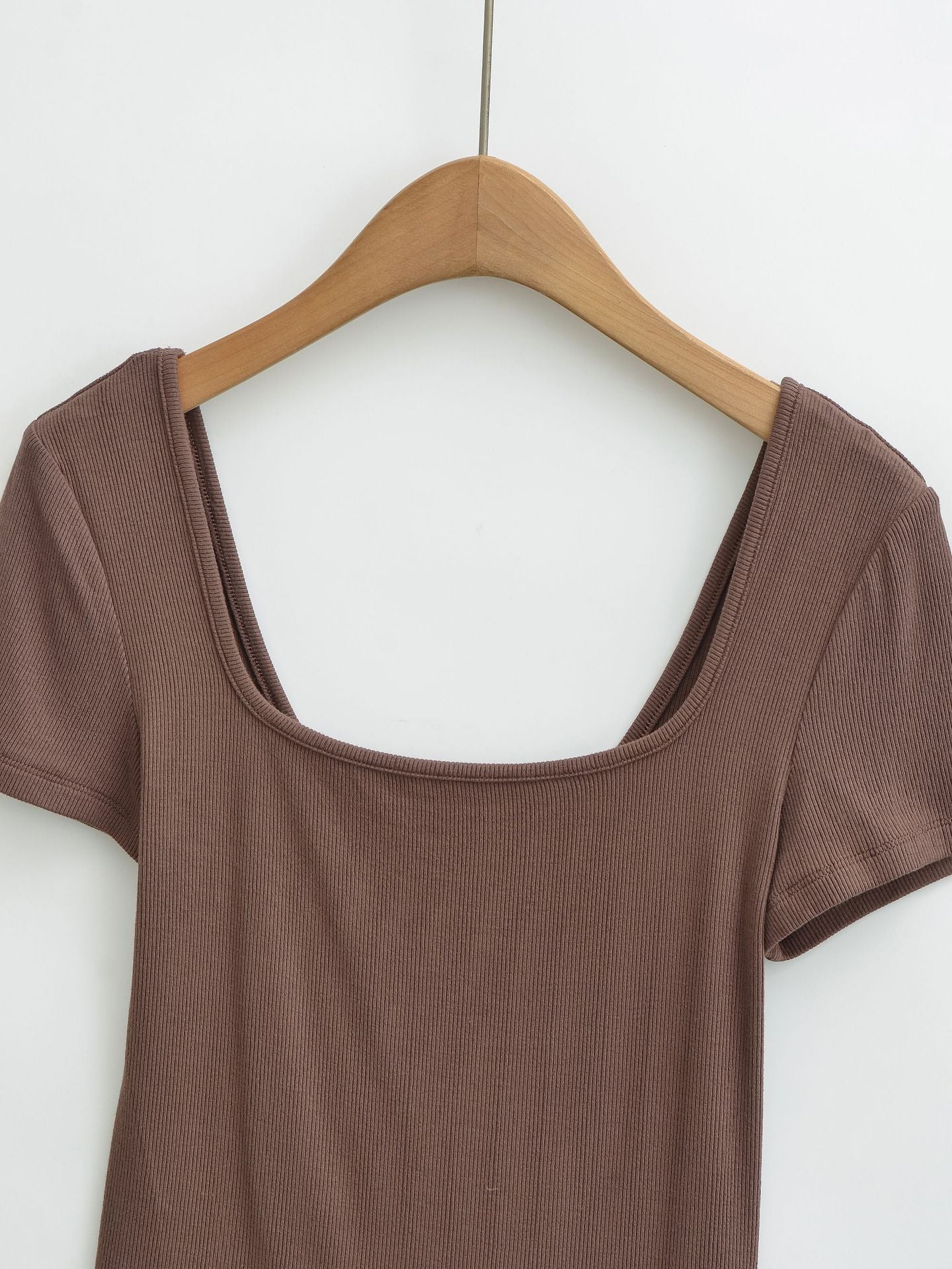 U-Neck Short Sleeve Top | Tajstylo