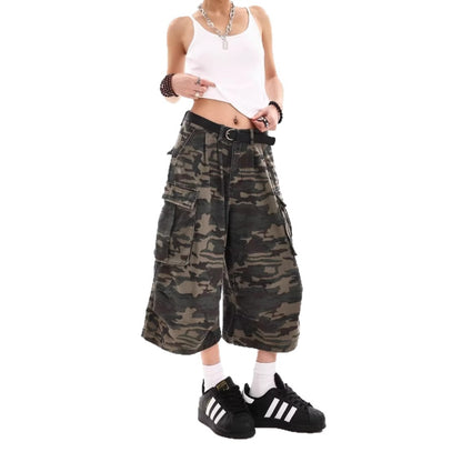 Camouflage Cargo Shorts for Women | Tajstylo