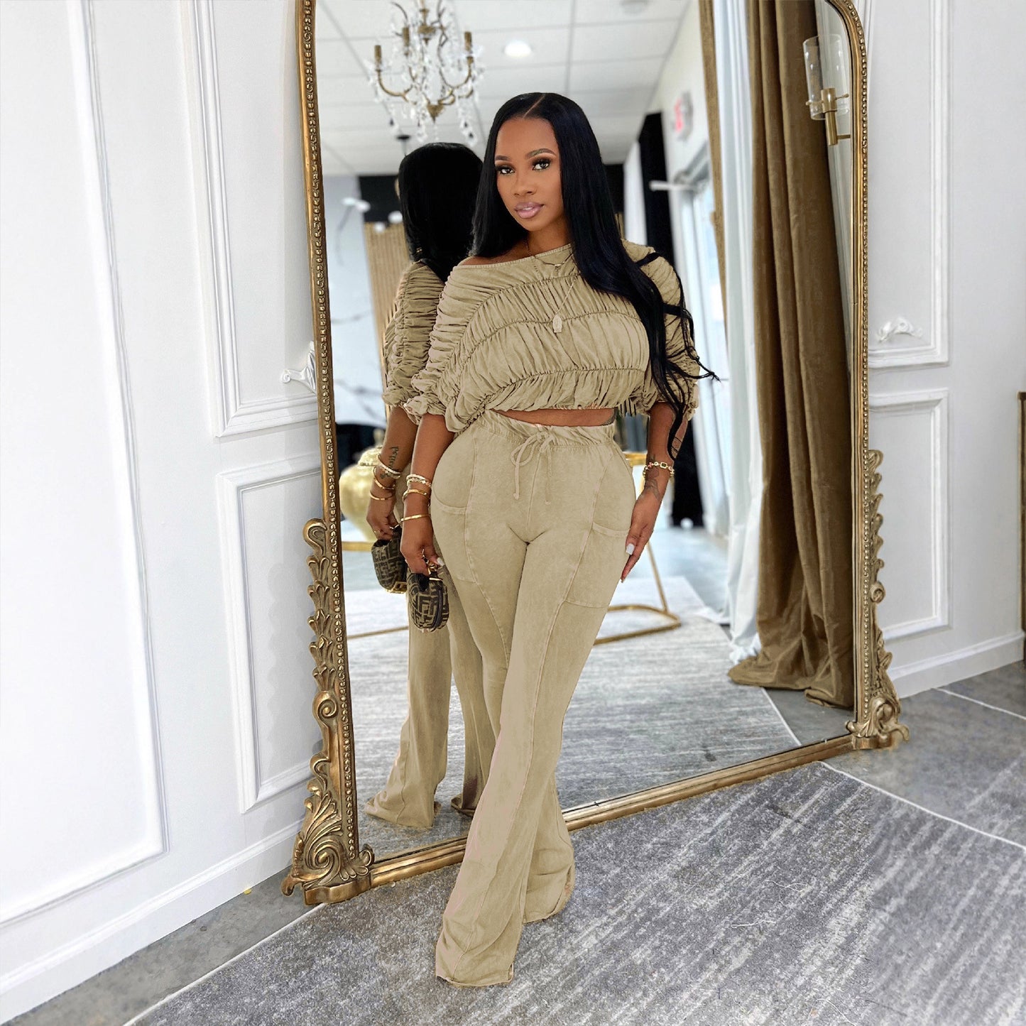 Flattering Two Piece Set with Crop Top and Flared Pants | Tajstylo