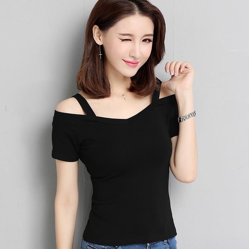 Woman wearing One Shoulder Sleeveless T Shirt in a city setting