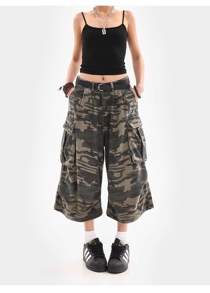Camouflage Cargo Shorts for Women | Tajstylo
