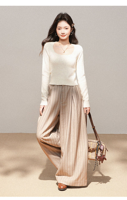 Short Knit Sweater with Square Neck | Tajstylo