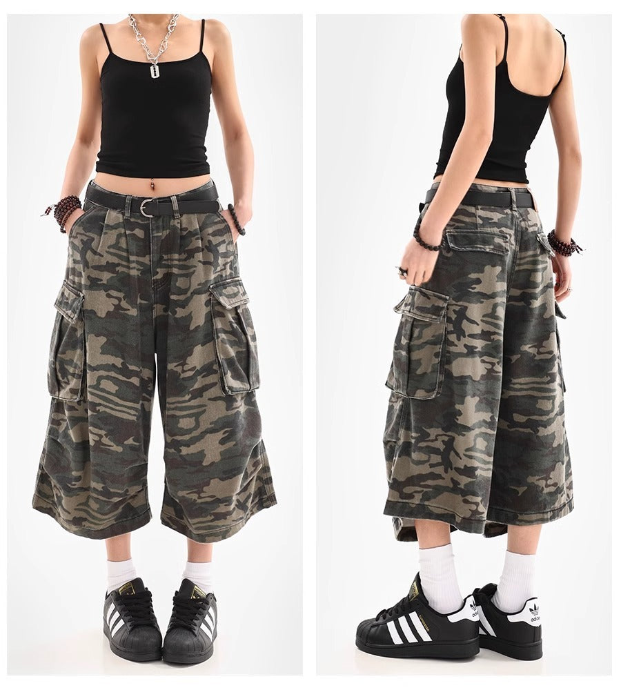 Camouflage Cargo Shorts for Women | Tajstylo