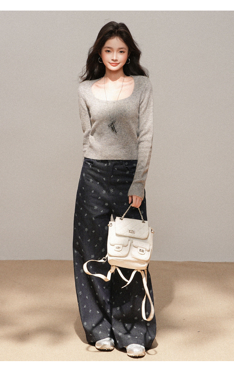 Short Knit Sweater with Square Neck | Tajstylo
