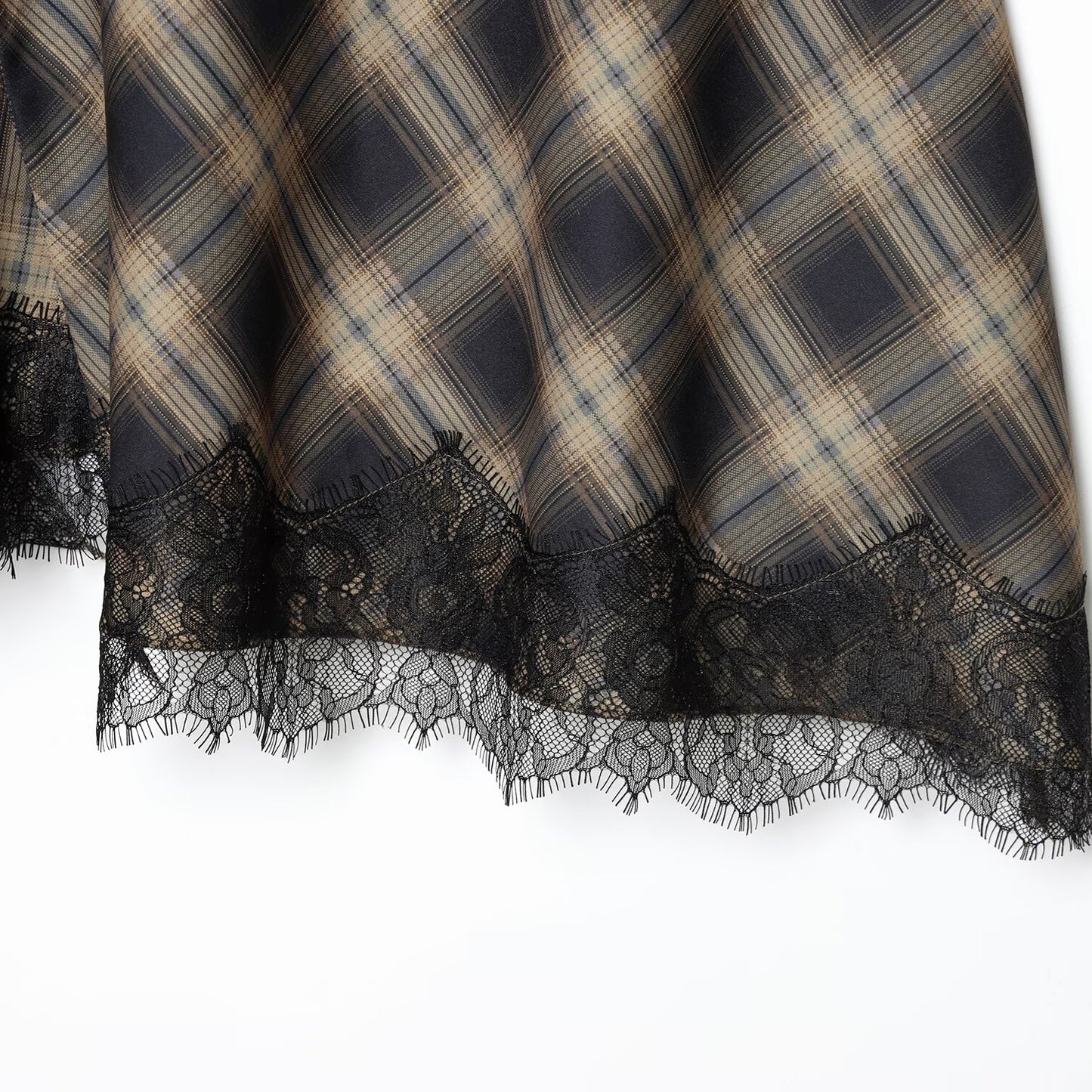 Commuter Plaid Lace Skirt | Tajstylo