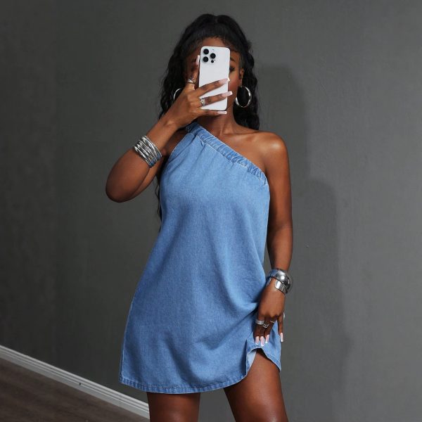 Sleeveless loose denim dress alternate