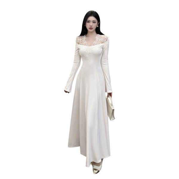 V-neck lace patchwork knitted dress